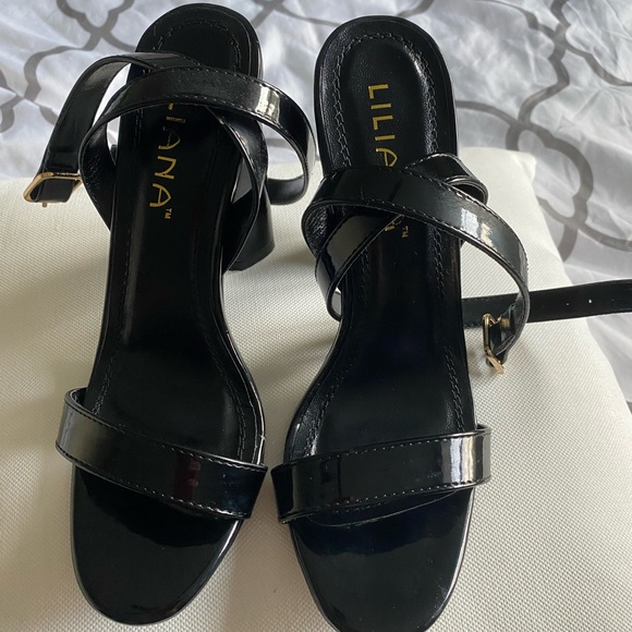 Women block heeled black Sandal , Never used !!NEW without box - Picture 3 of 7